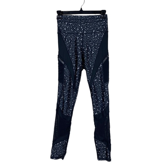 Fabletics Black Leopard Print High Waisted Ultracool Leggings Yoga Pants Size XS - Picture 2 of 9